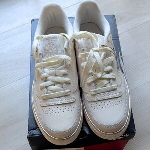 Reebok Club C 85